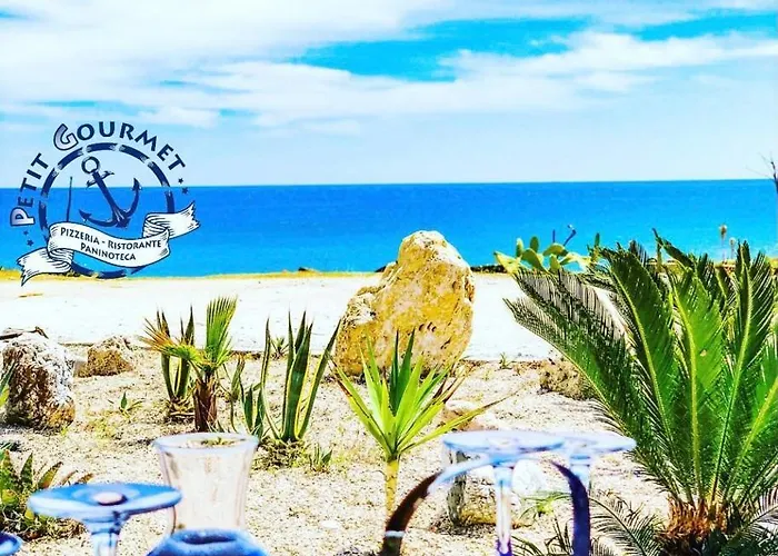 Petit Gourmet Bed & Breakfast *